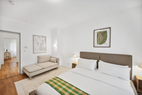 Beautiful 1-Bedroom Apartment with Kitchen, King Bed and Free Wifi in Wuppertal